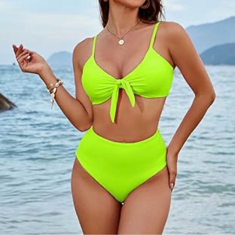 Blooming  Jelly Neon Green Women's Bikini Set Size Small NWT